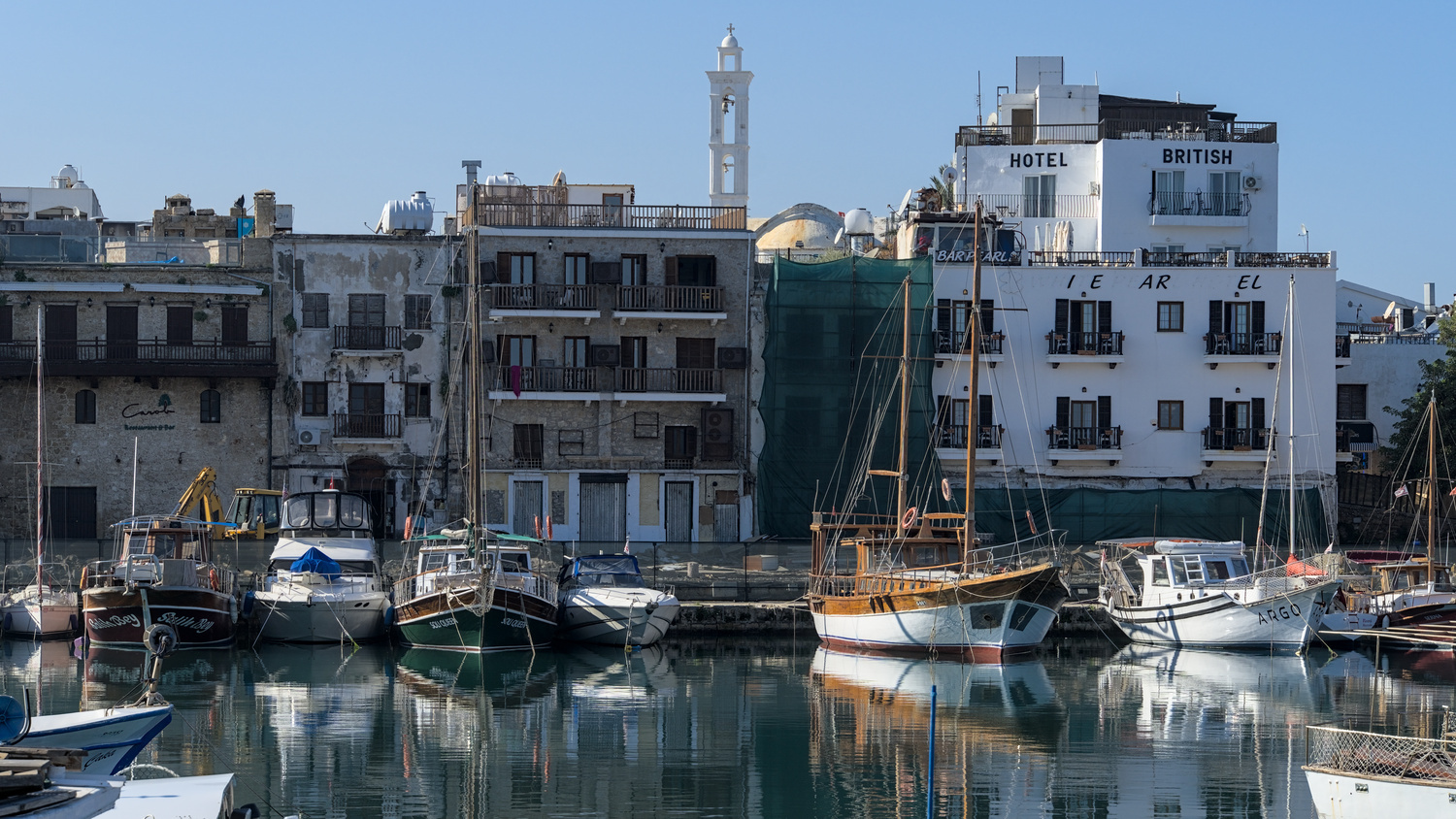 Im Yacht-Hafen von Girne.
